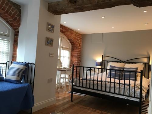 Stoneleigh Barn Bed And Breakfast Шерборн Екстериор снимка