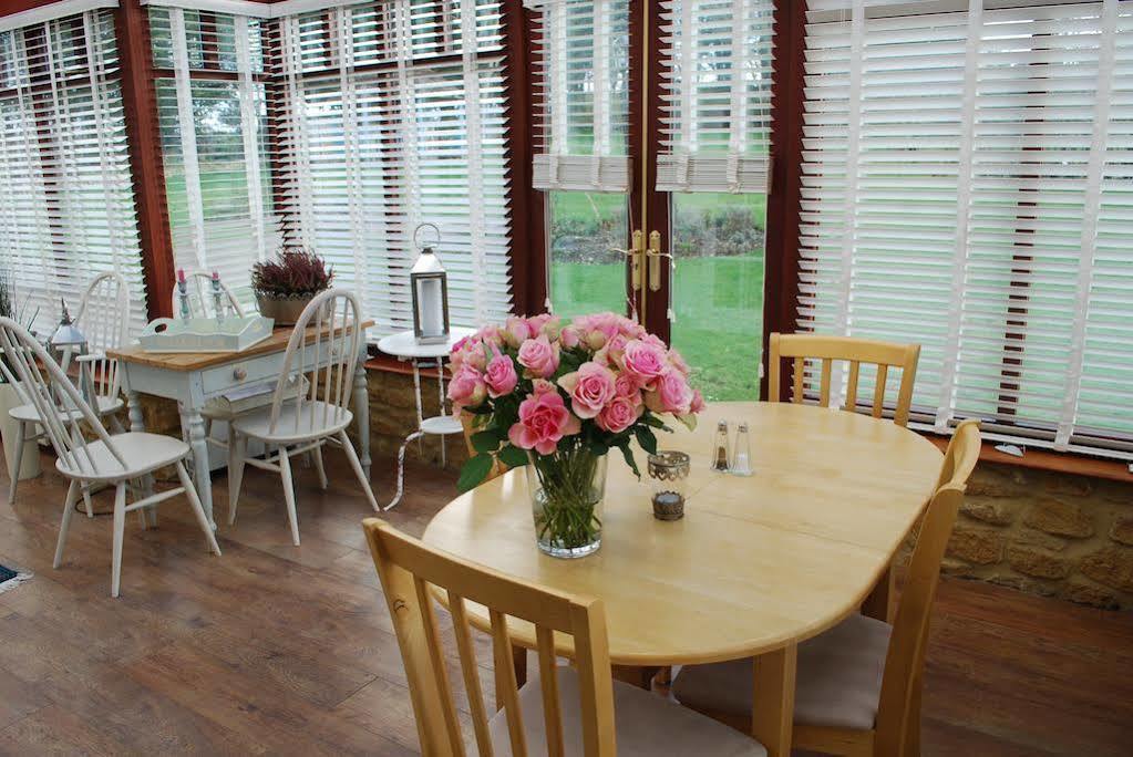 Stoneleigh Barn Bed And Breakfast Шерборн Екстериор снимка