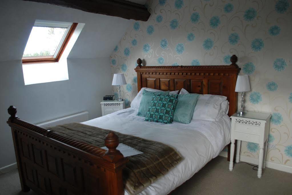 Stoneleigh Barn Bed And Breakfast Шерборн Екстериор снимка