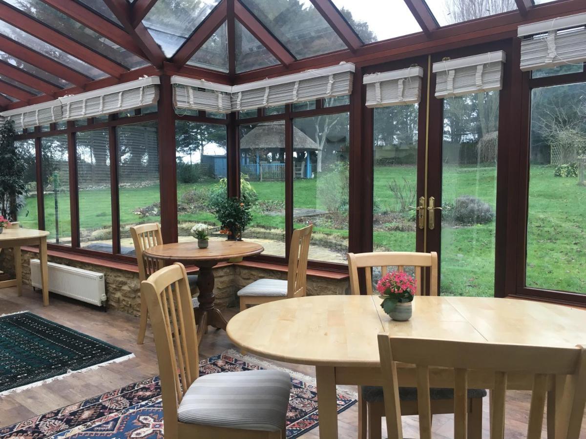 Stoneleigh Barn Bed And Breakfast Шерборн Екстериор снимка